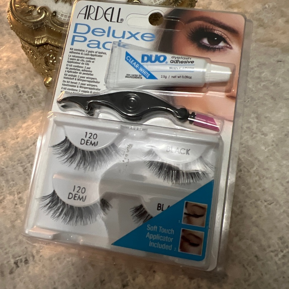 Arielle Deluxe Pack Eyelashes Set